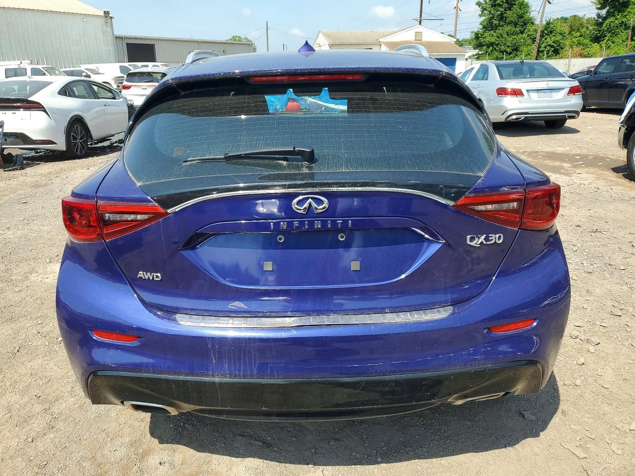 2018 INFINITI QX30