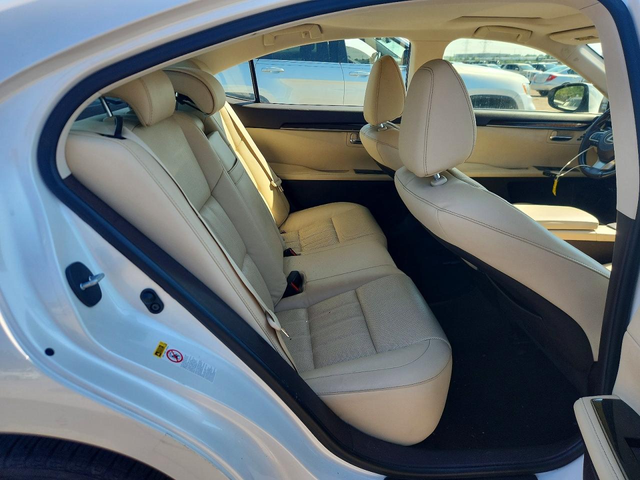 2016 LEXUS ES350