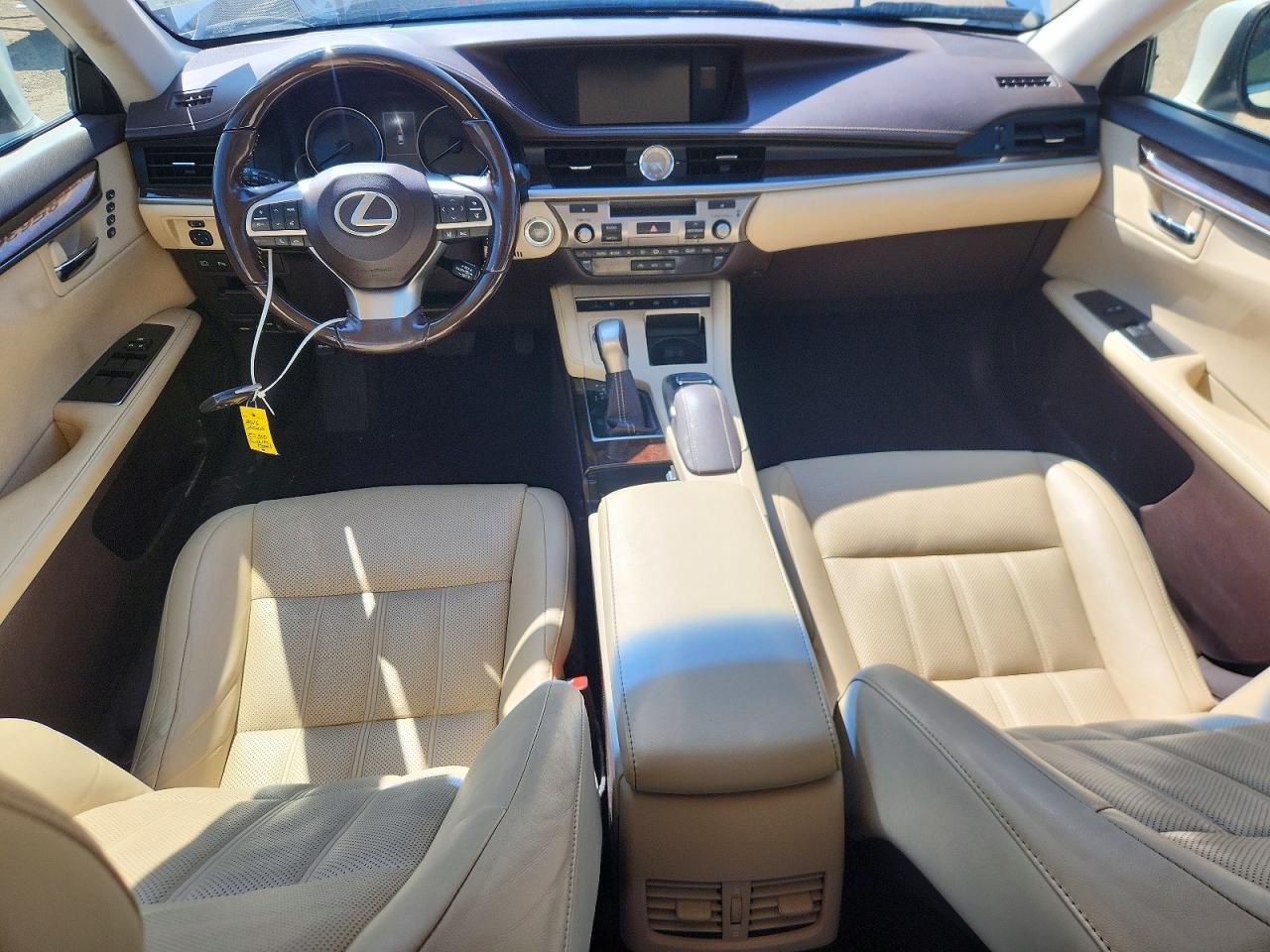 2016 LEXUS ES350
