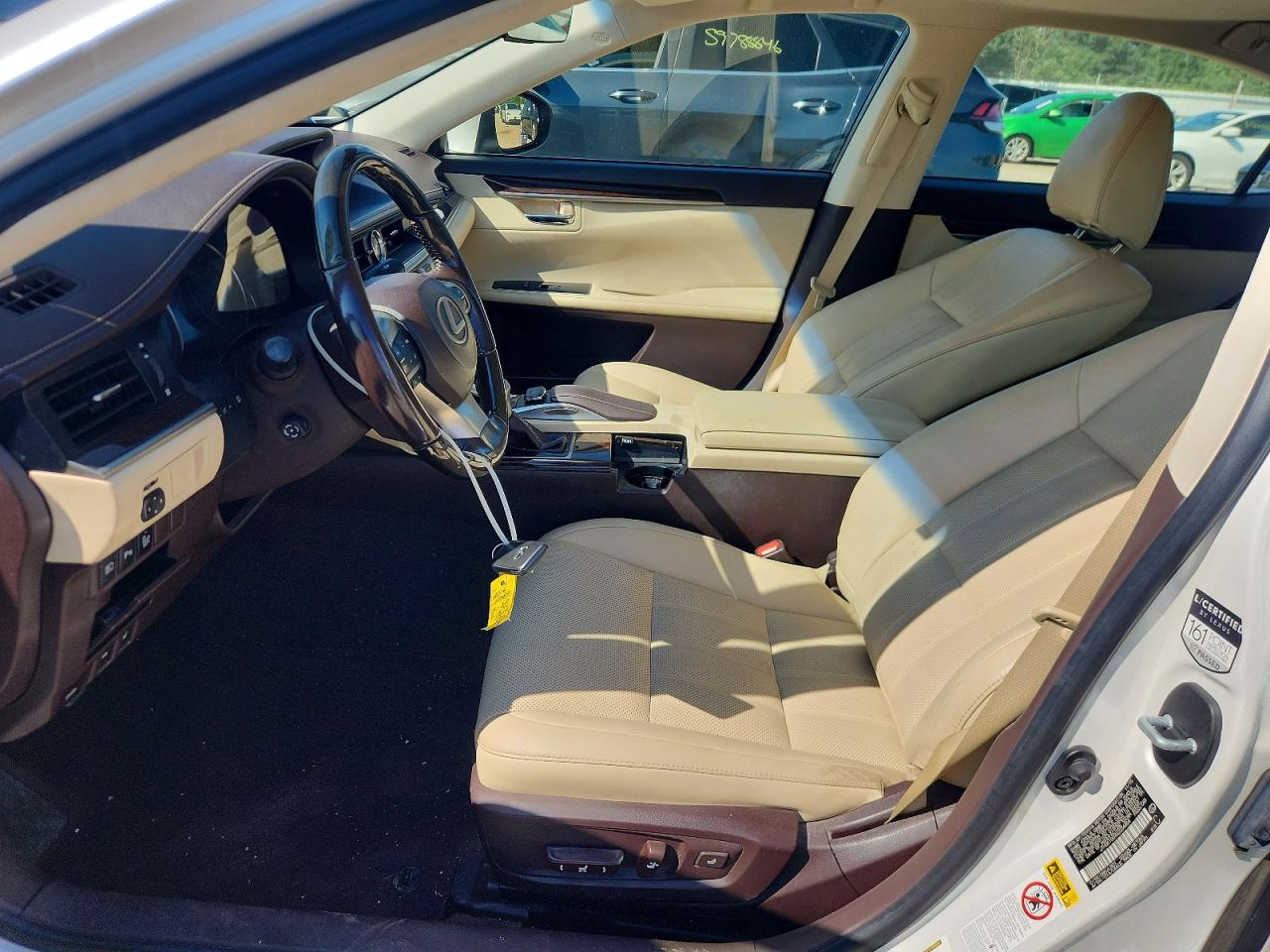 2016 LEXUS ES350