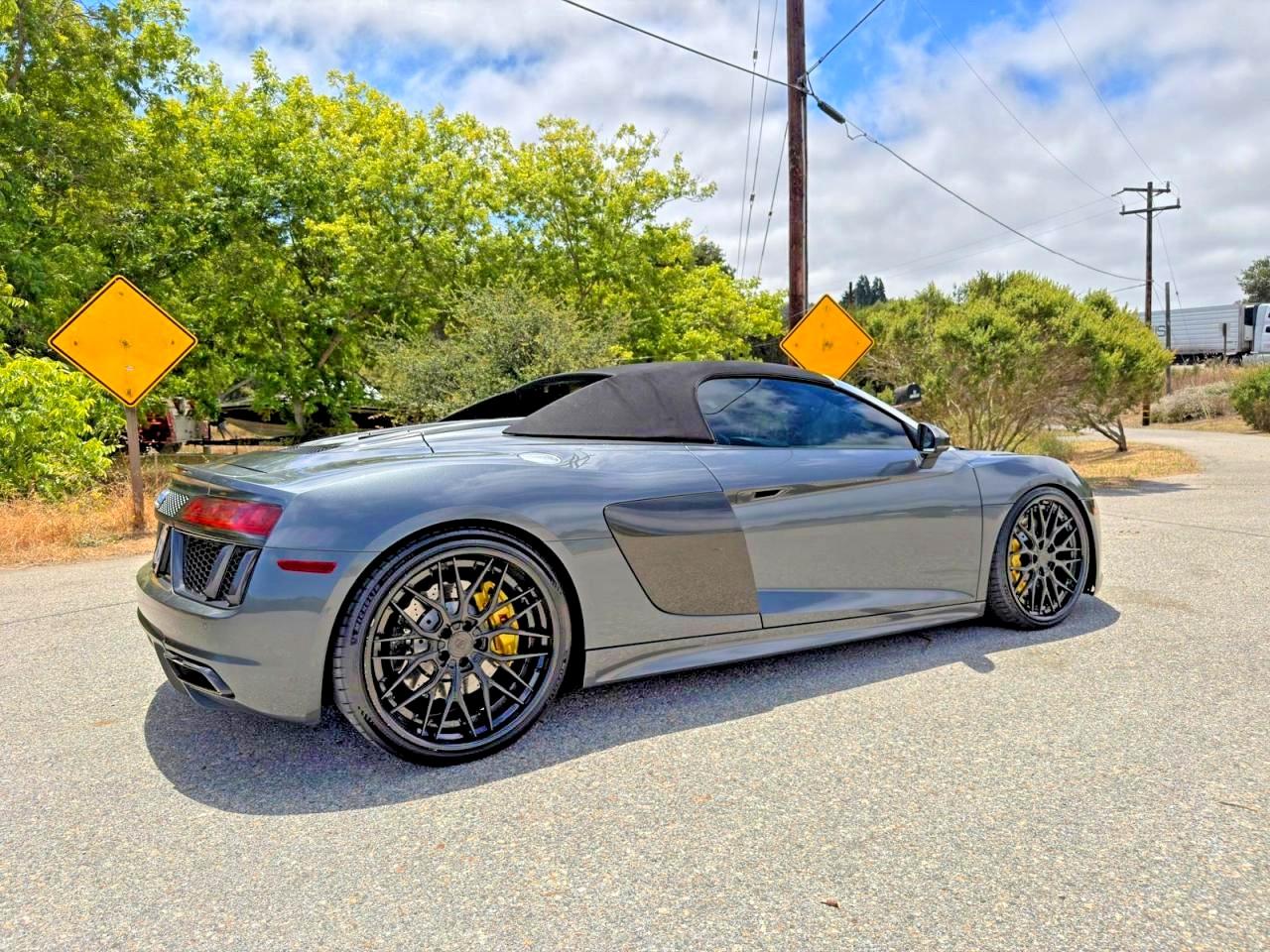 2017 AUDI R8