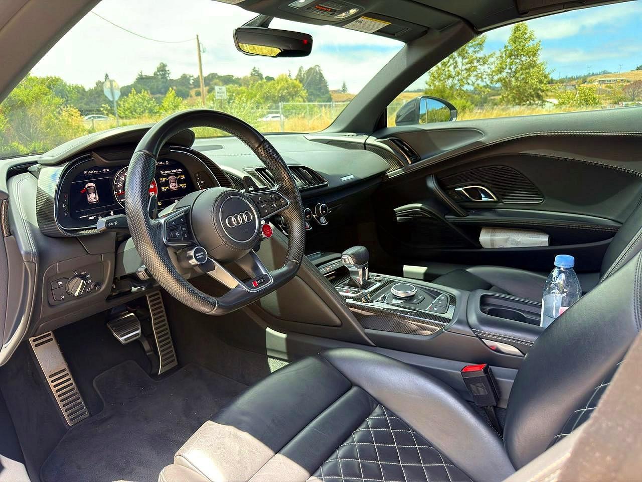 2017 AUDI R8