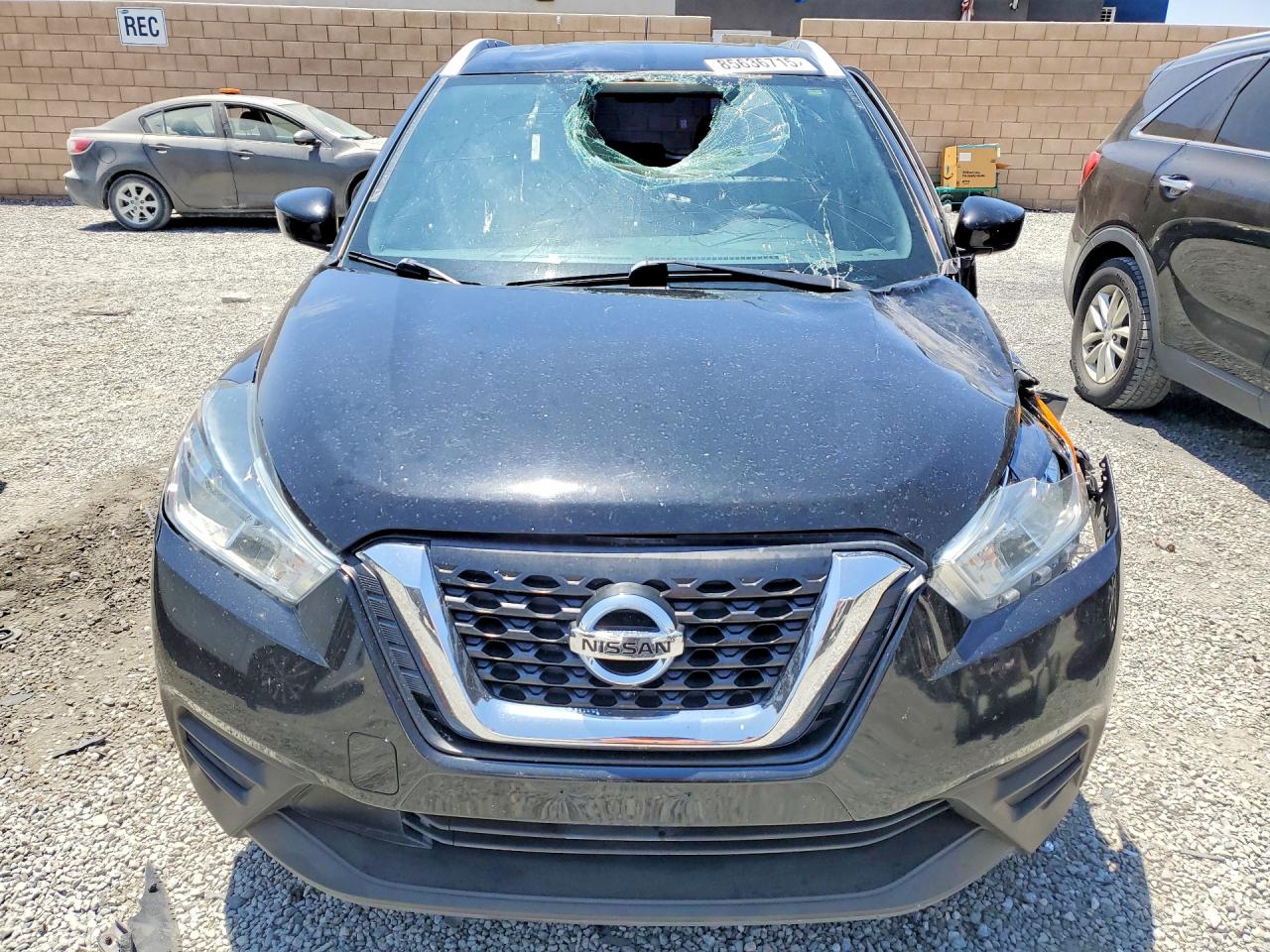 2019 NISSAN KICKS