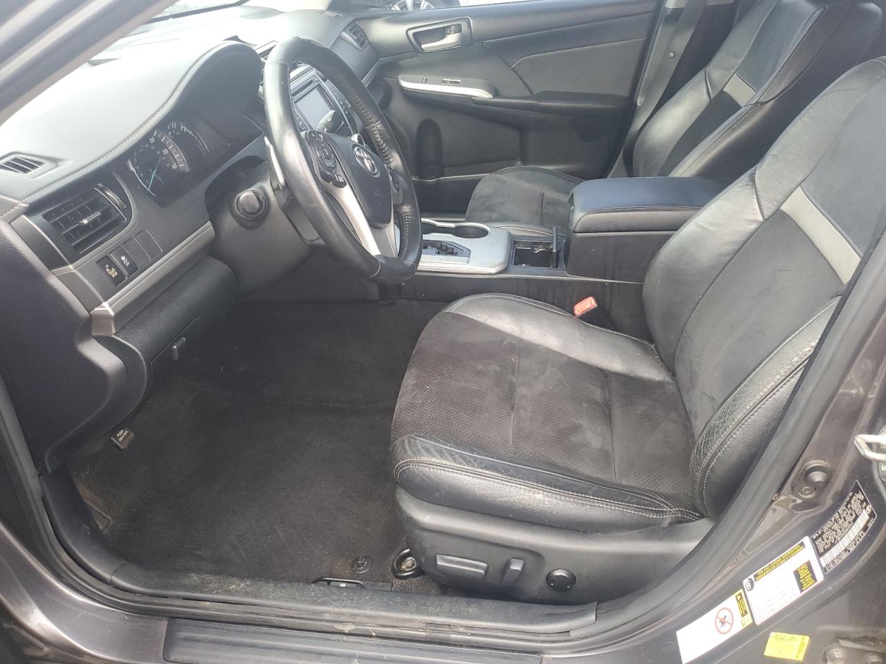 2014 TOYOTA CAMRY