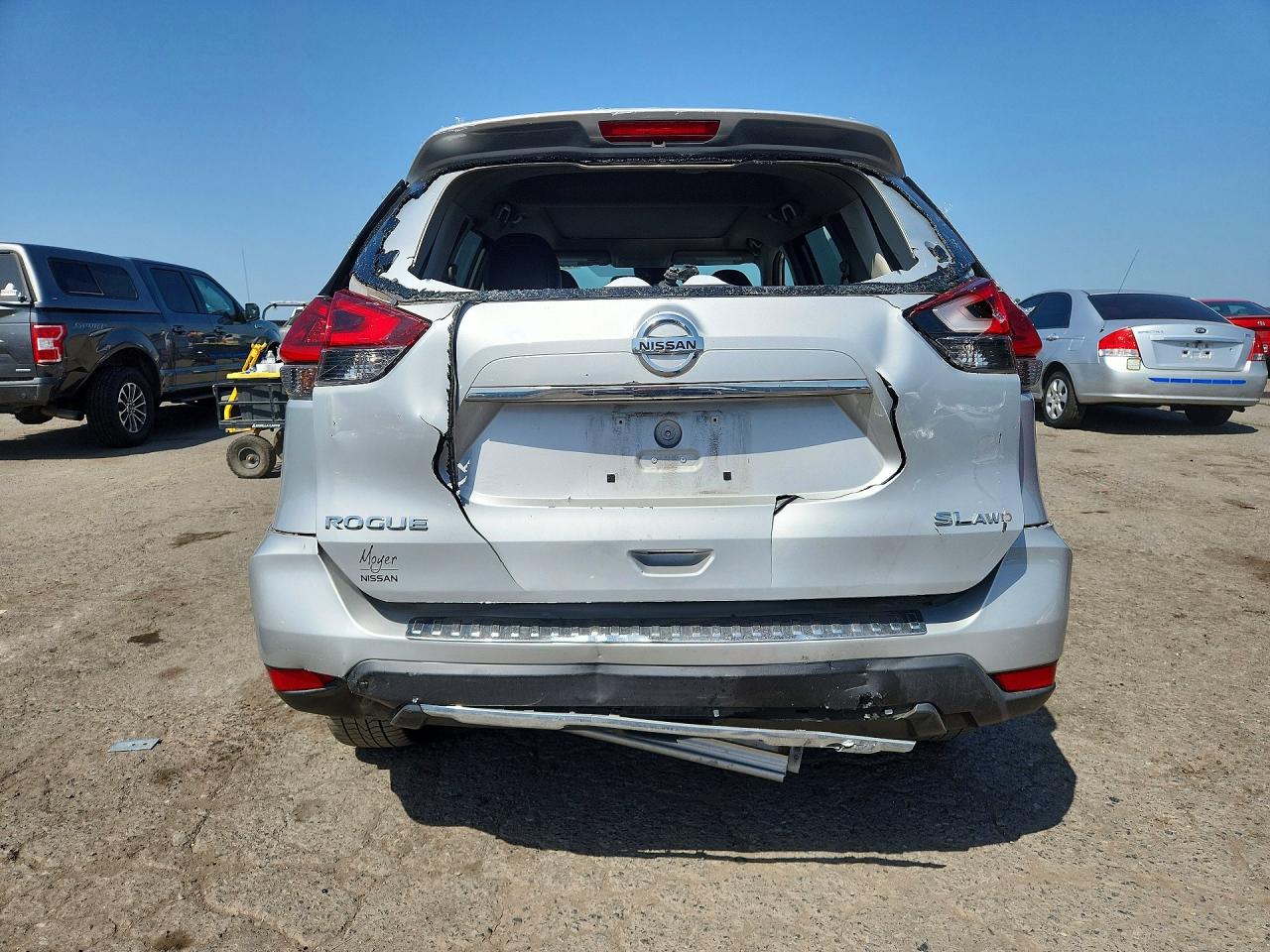 2018 NISSAN ROGUE