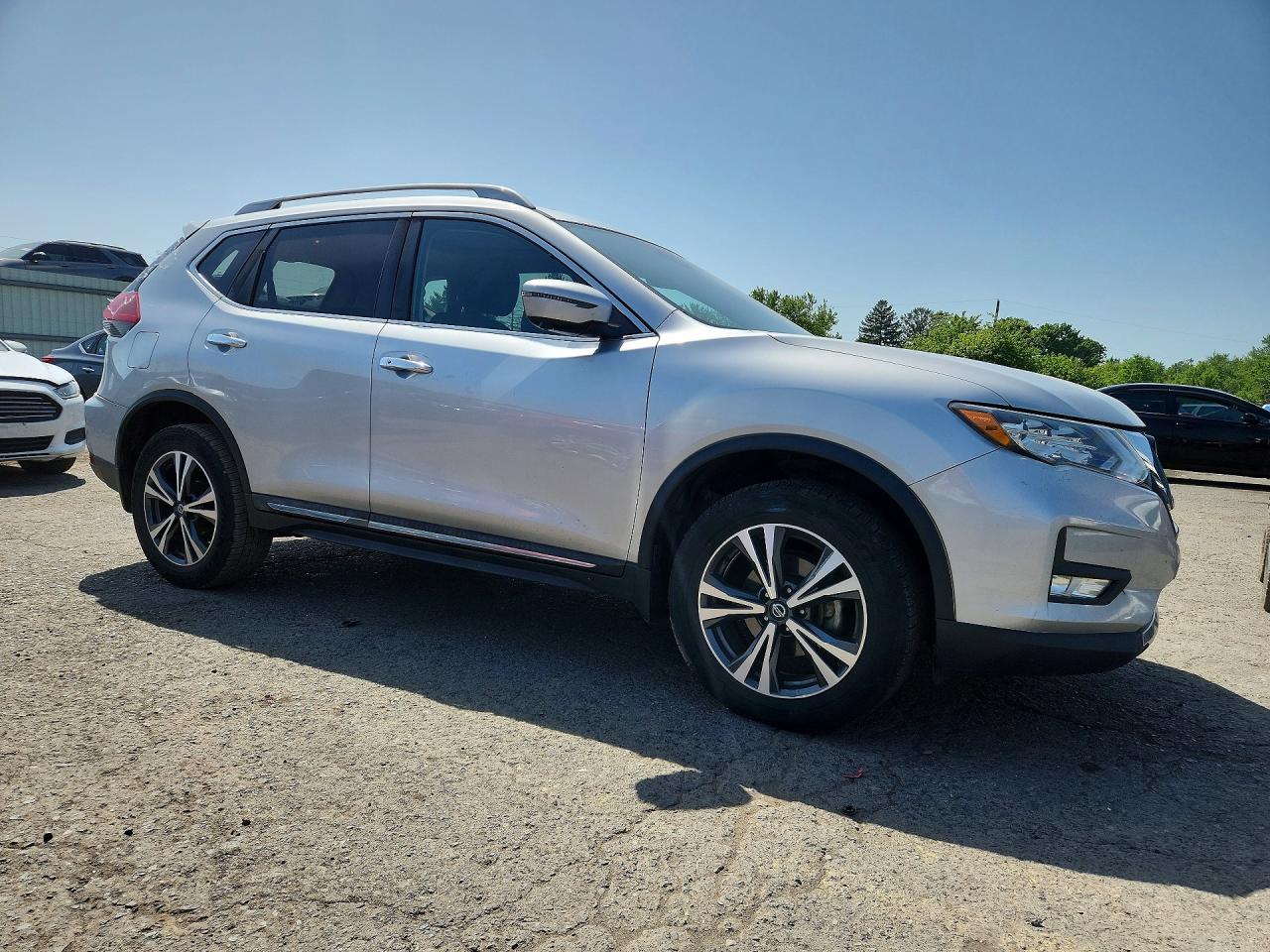 2018 NISSAN ROGUE