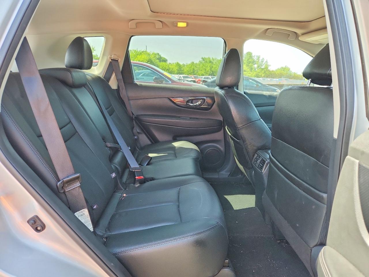 2018 NISSAN ROGUE