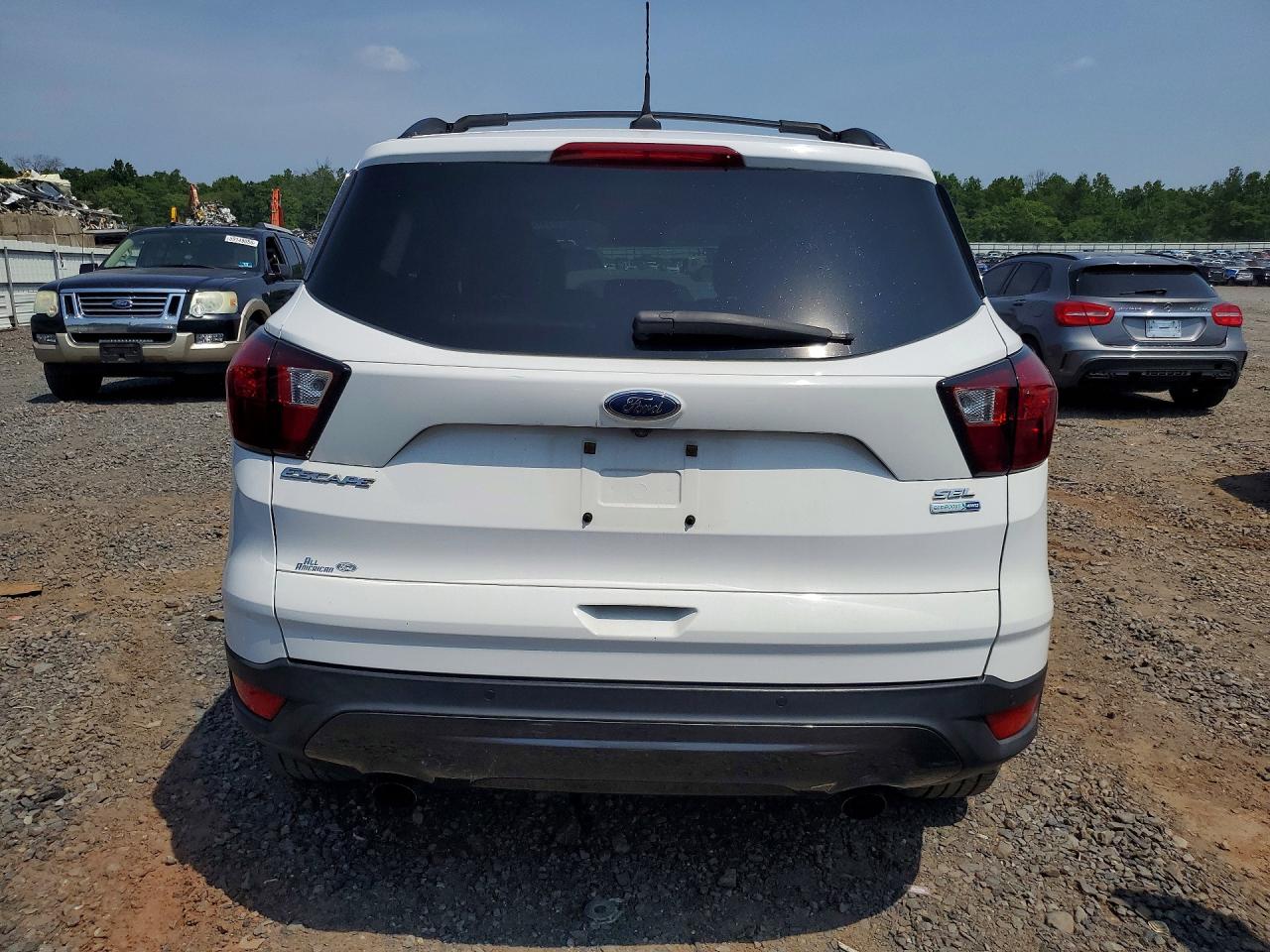 2019 FORD ESCAPE