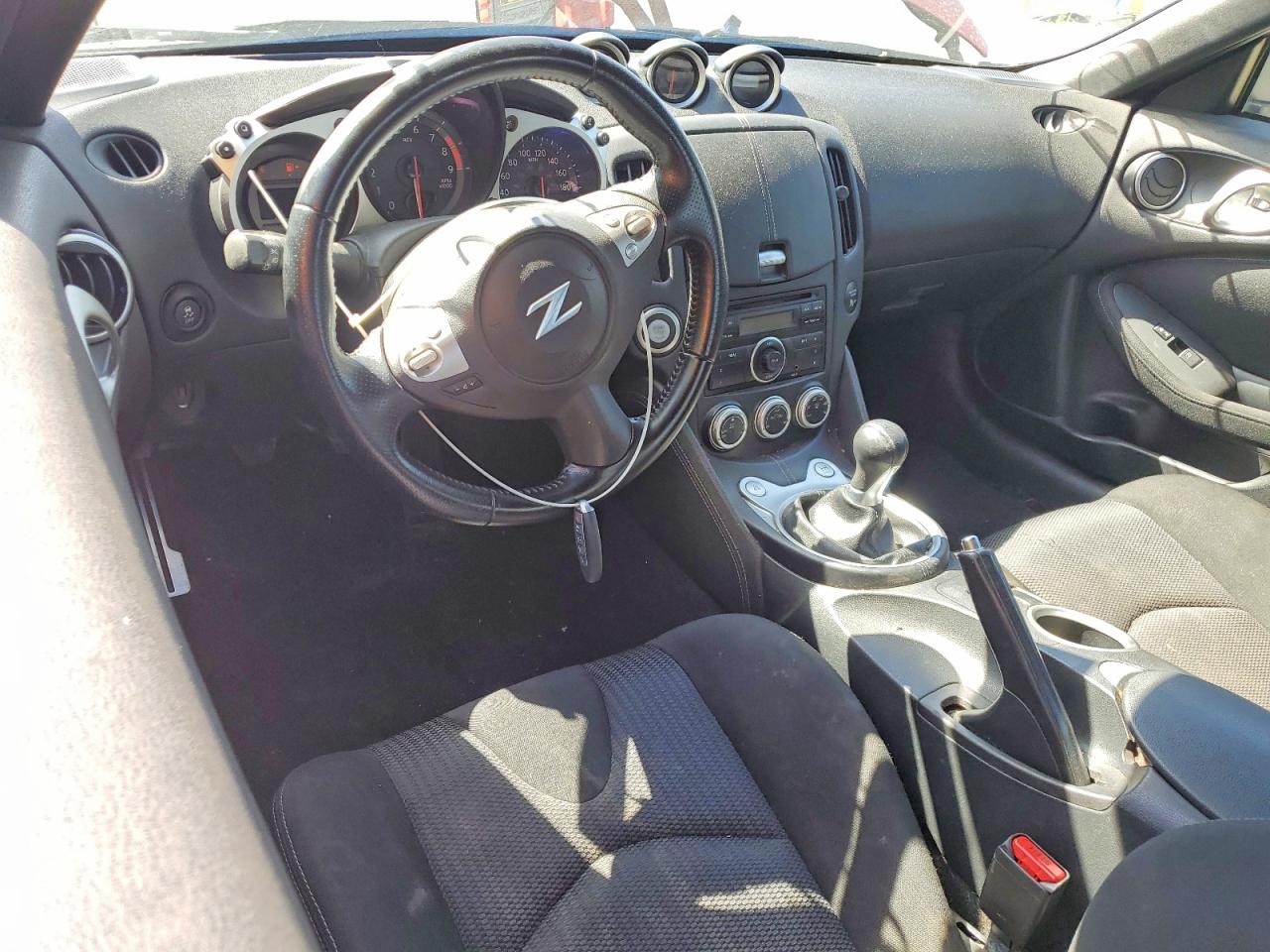 2014 NISSAN 370Z