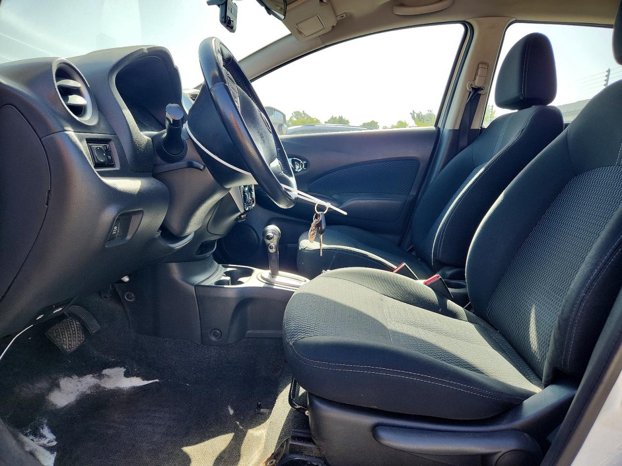2015 NISSAN VERSA