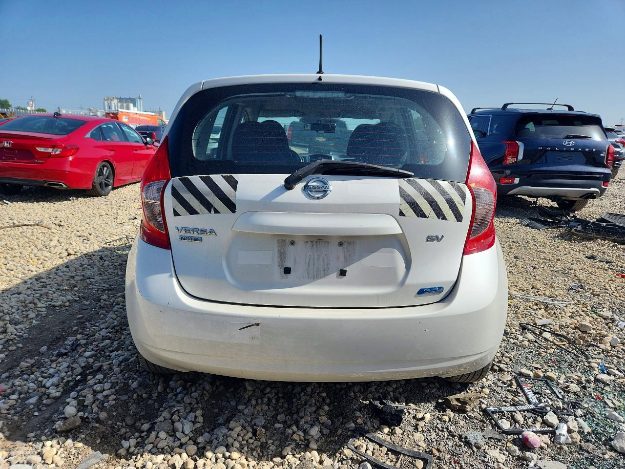 2015 NISSAN VERSA