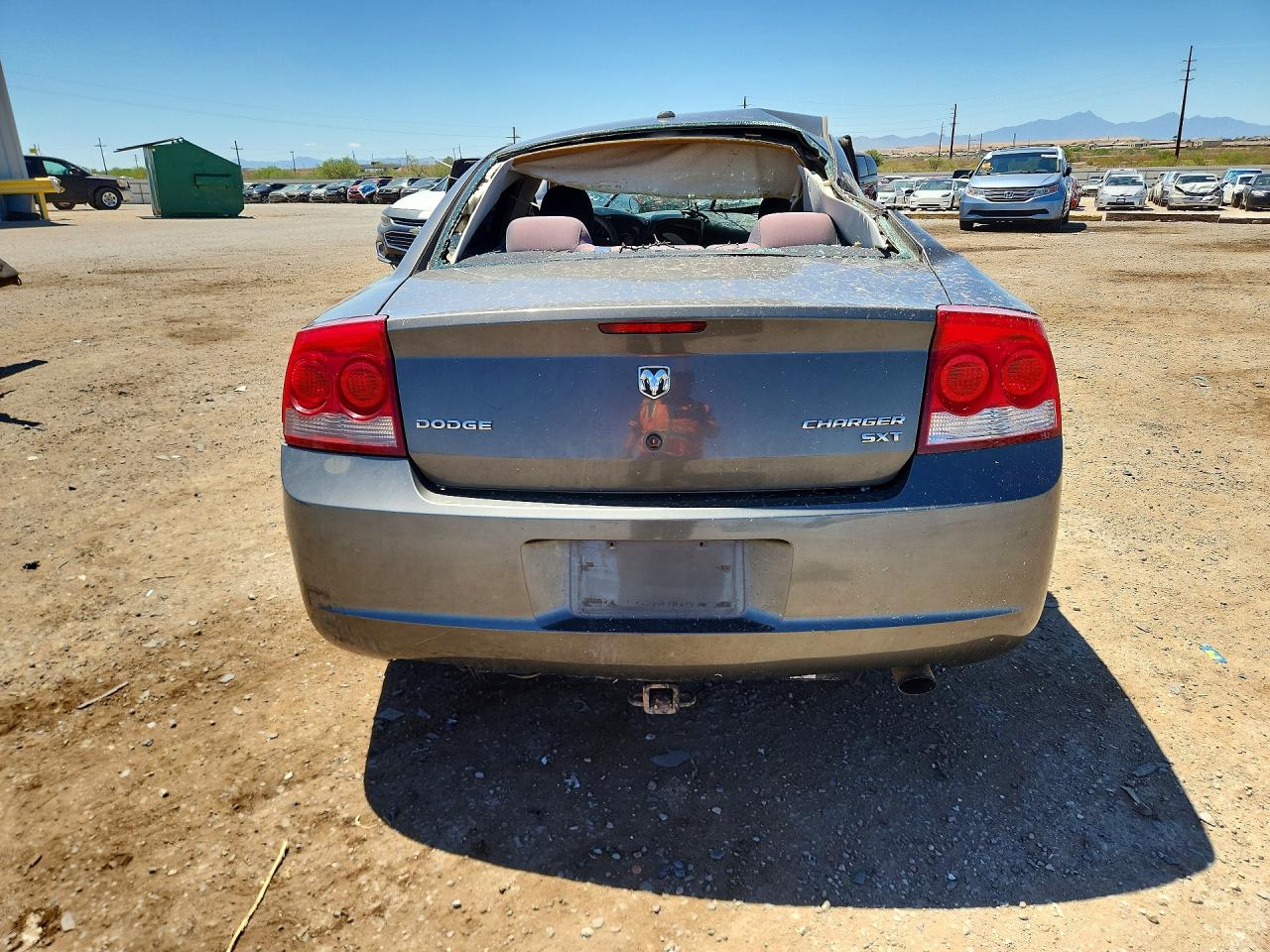 2010 DODGE CHARGER
