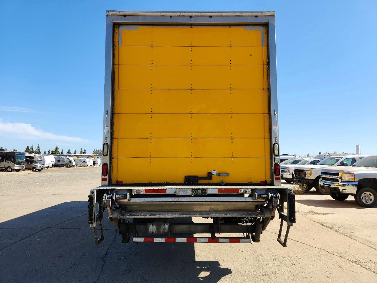 2016 INTERNATIONAL 4300