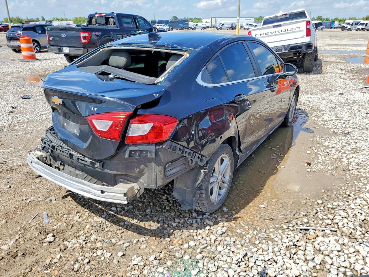 2018 CHEVROLET CRUZE