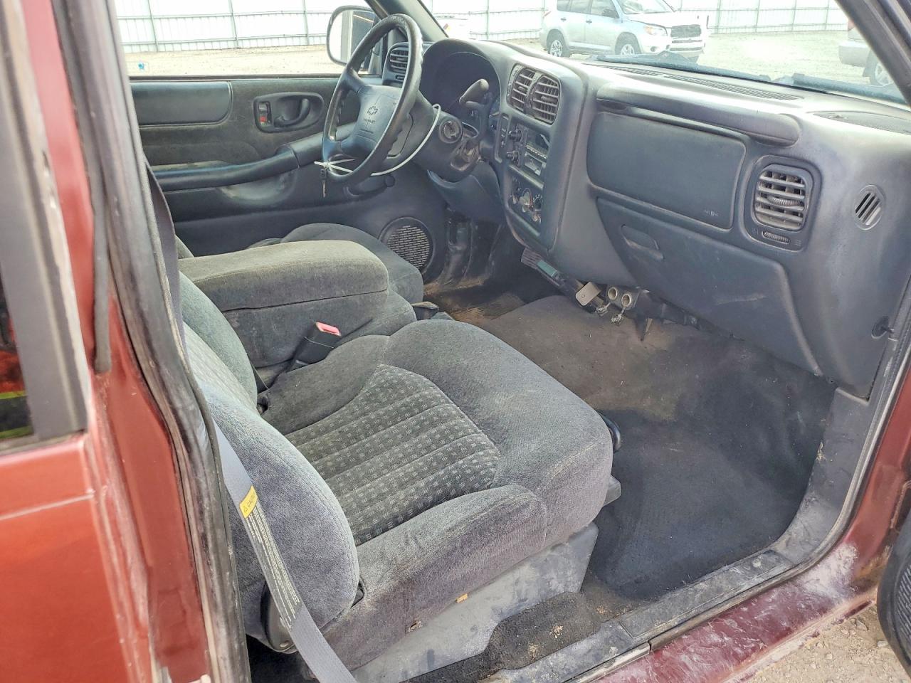 1998 CHEVROLET S10