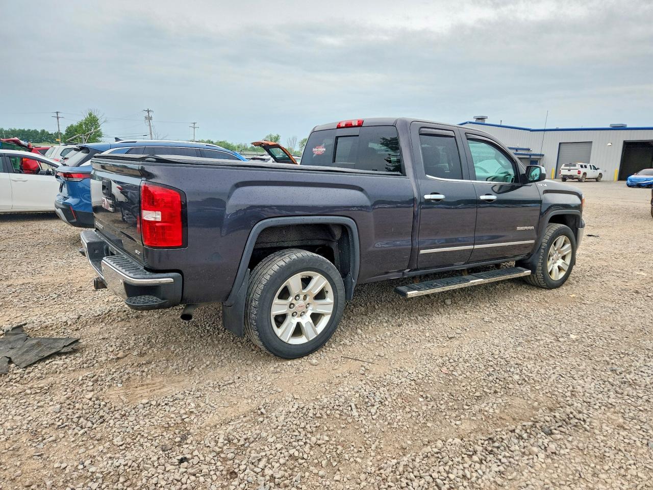 2015 GMC SIERRA