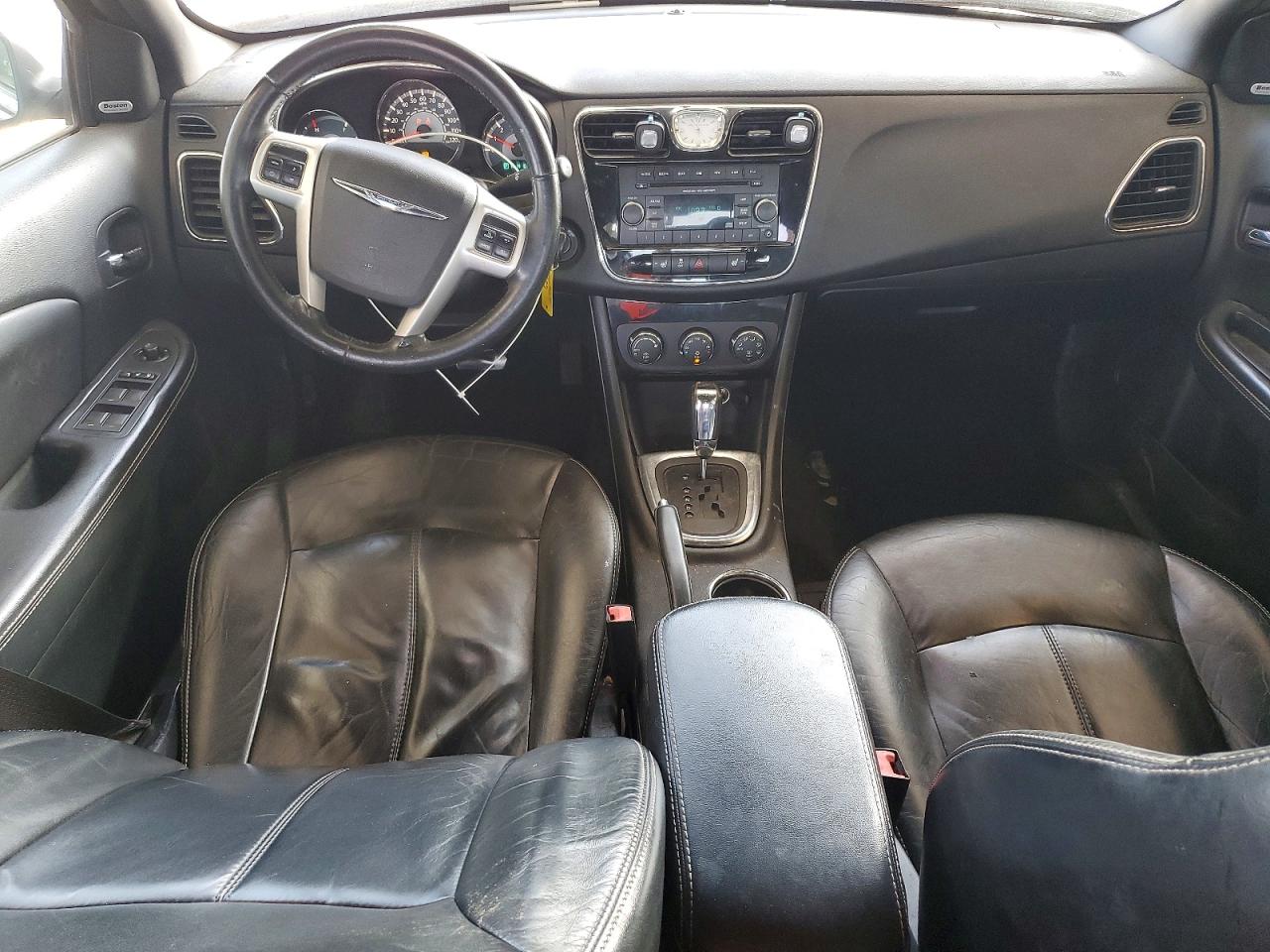 2013 CHRYSLER 200