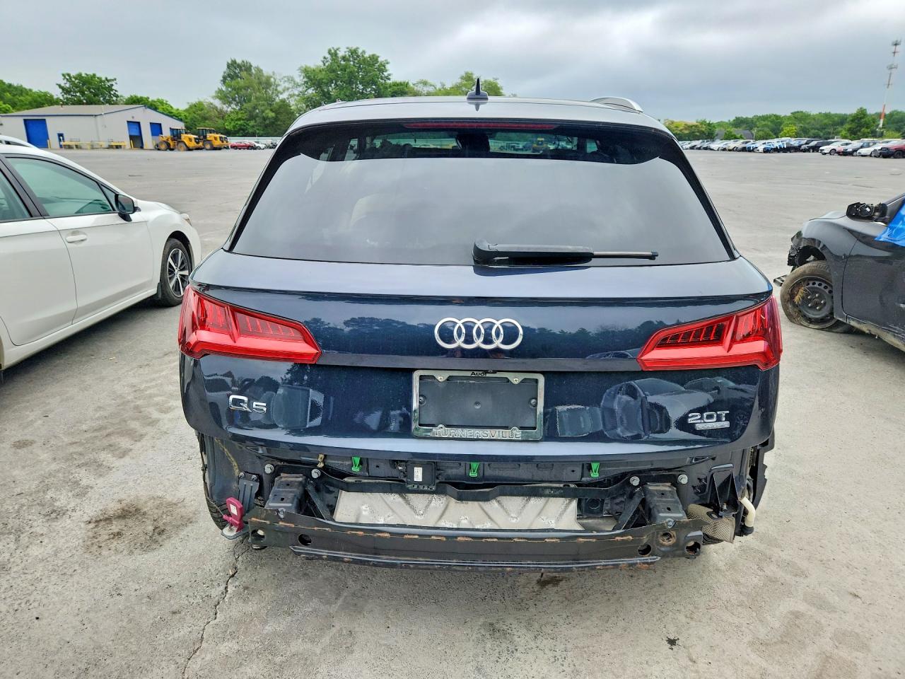 2018 AUDI Q5
