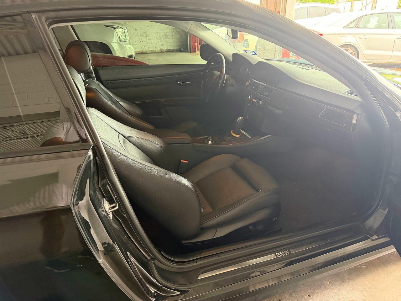 2011 BMW 3 SERIES