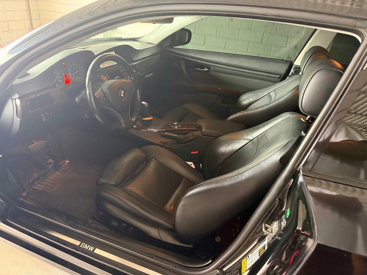 2011 BMW 3 SERIES