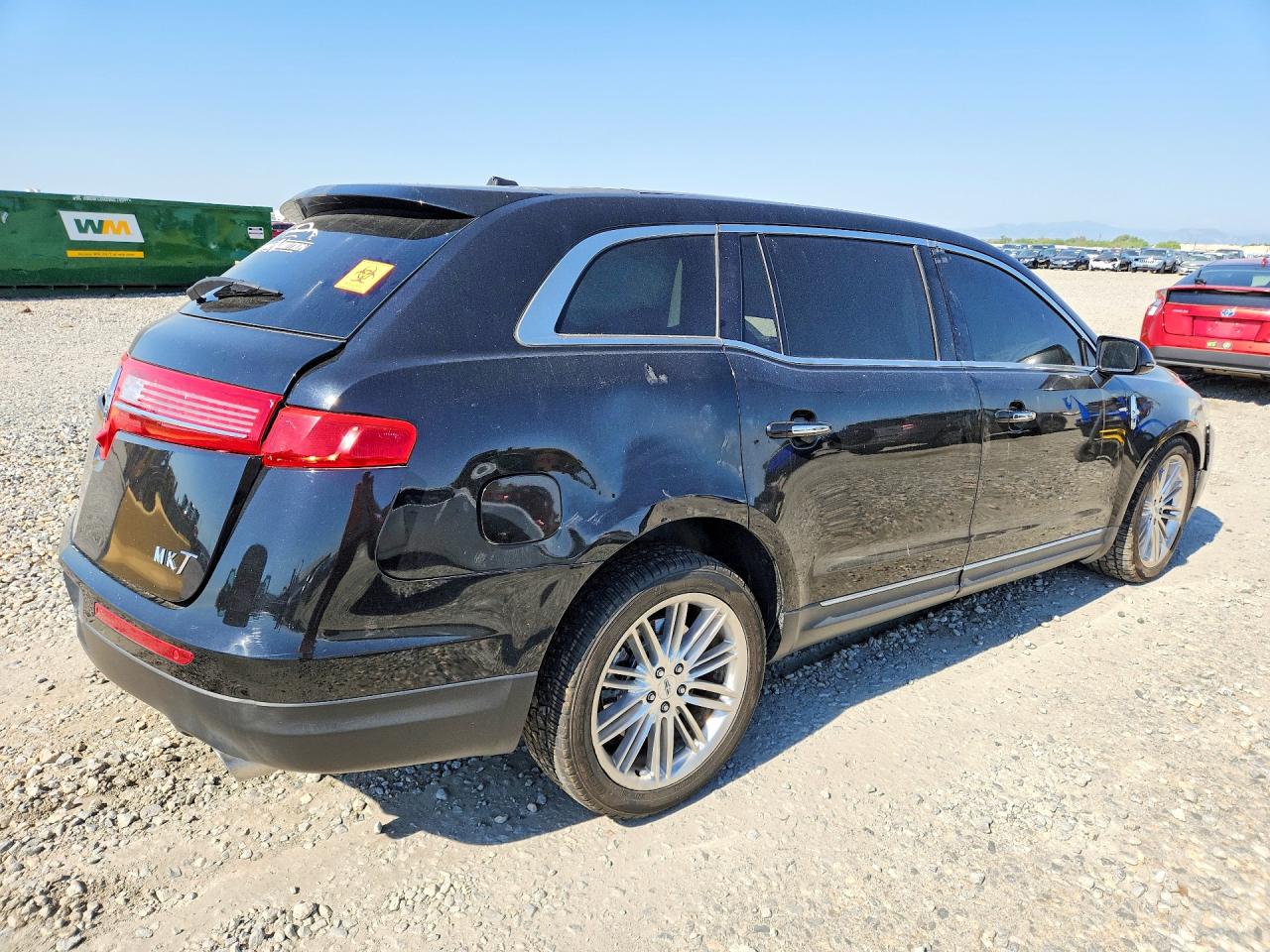 2017 LINCOLN MKT