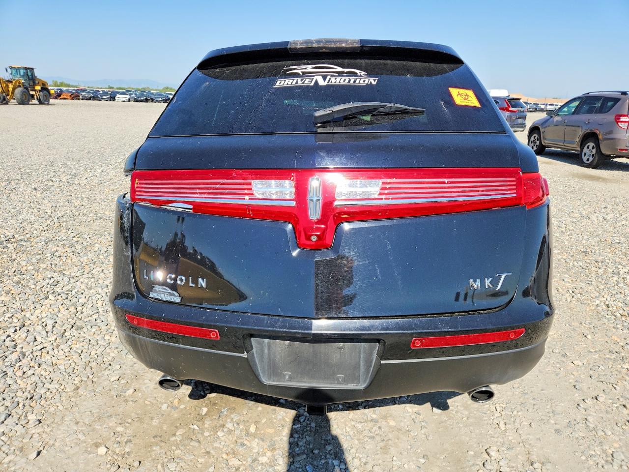 2017 LINCOLN MKT