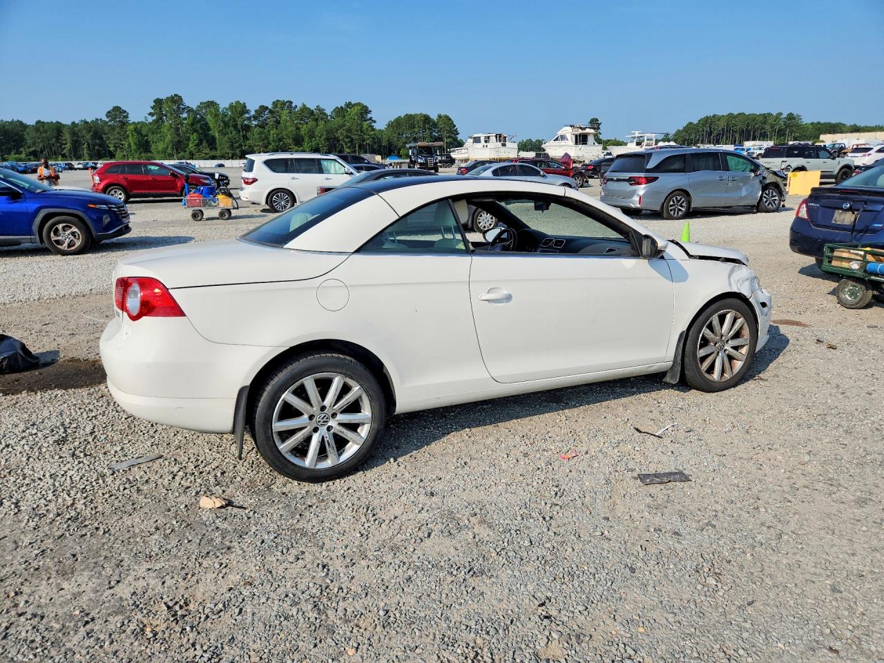2011 VOLKSWAGEN EOS