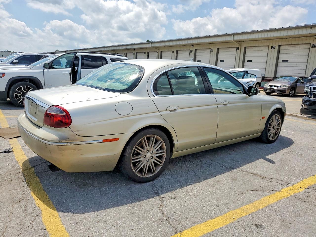 2006 JAGUAR S-TYPE