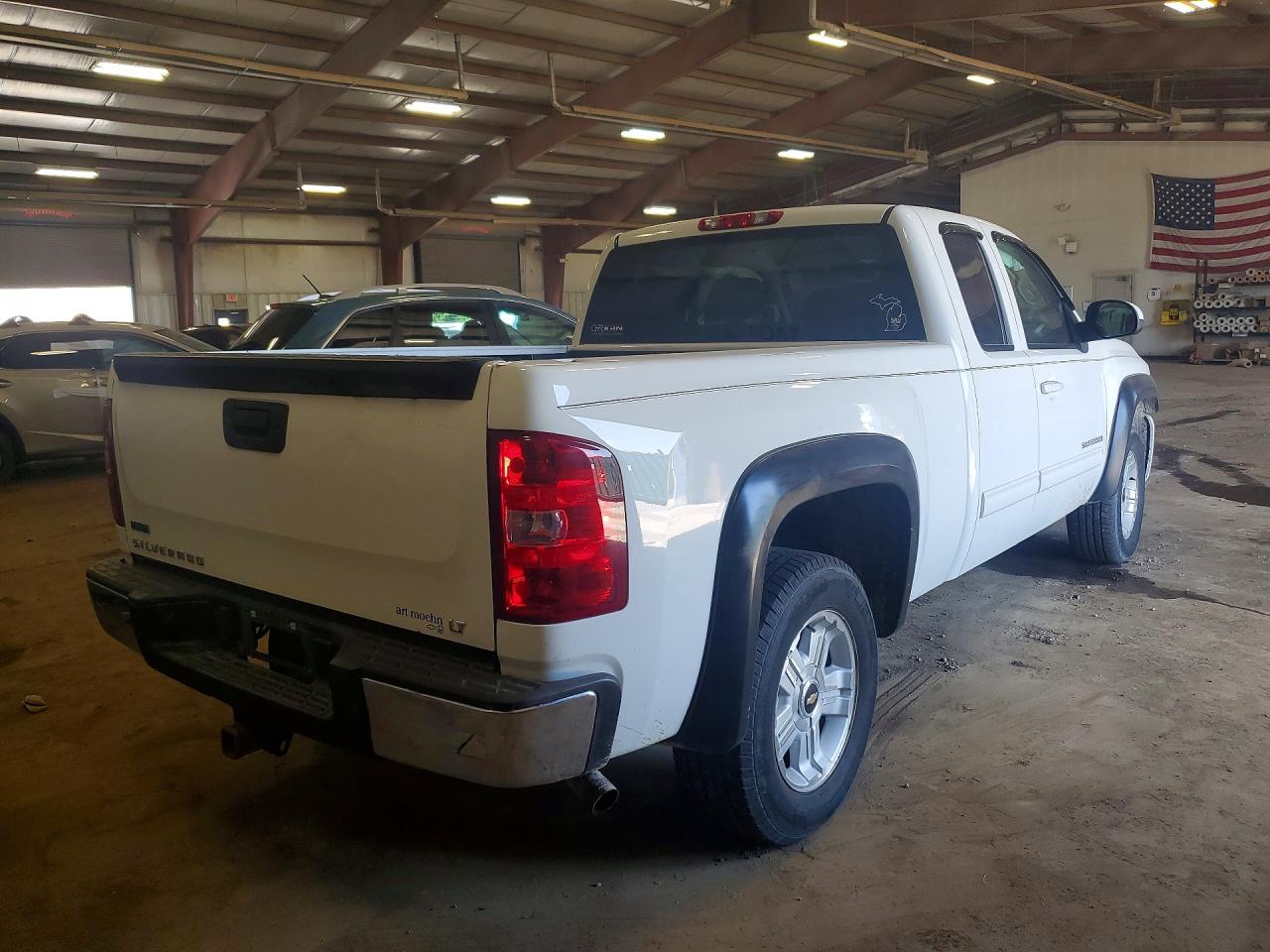 2011 CHEVROLET SILVERADO