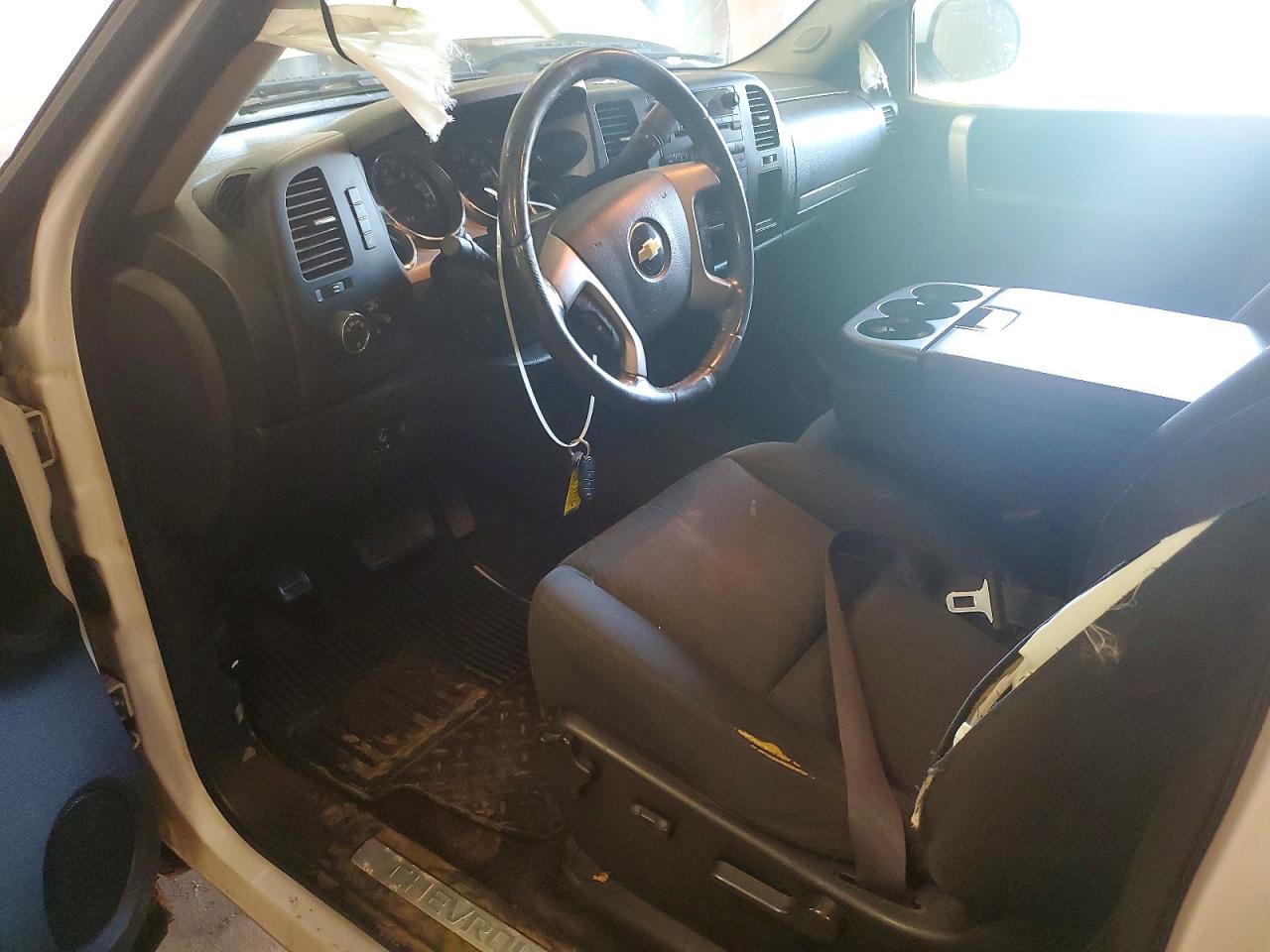 2011 CHEVROLET SILVERADO