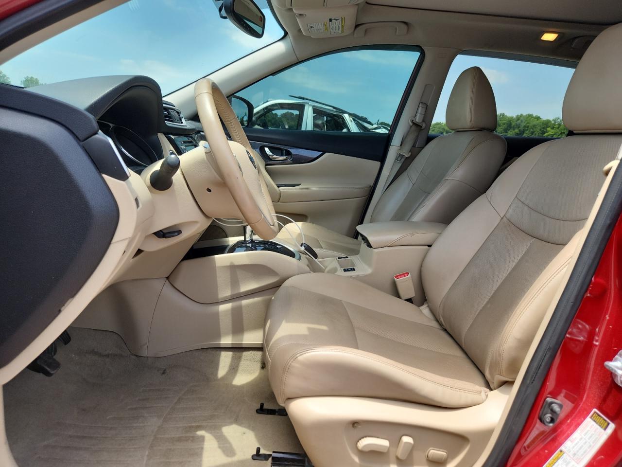 2014 NISSAN ROGUE