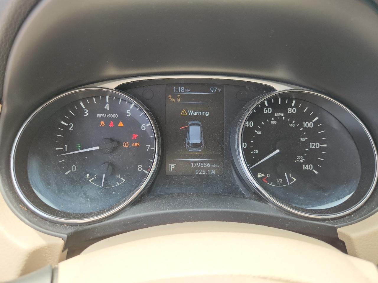 2014 NISSAN ROGUE