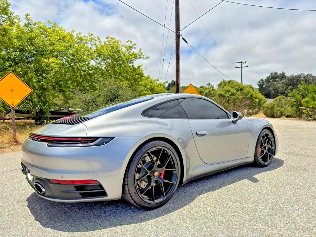 2021 PORSCHE 911
