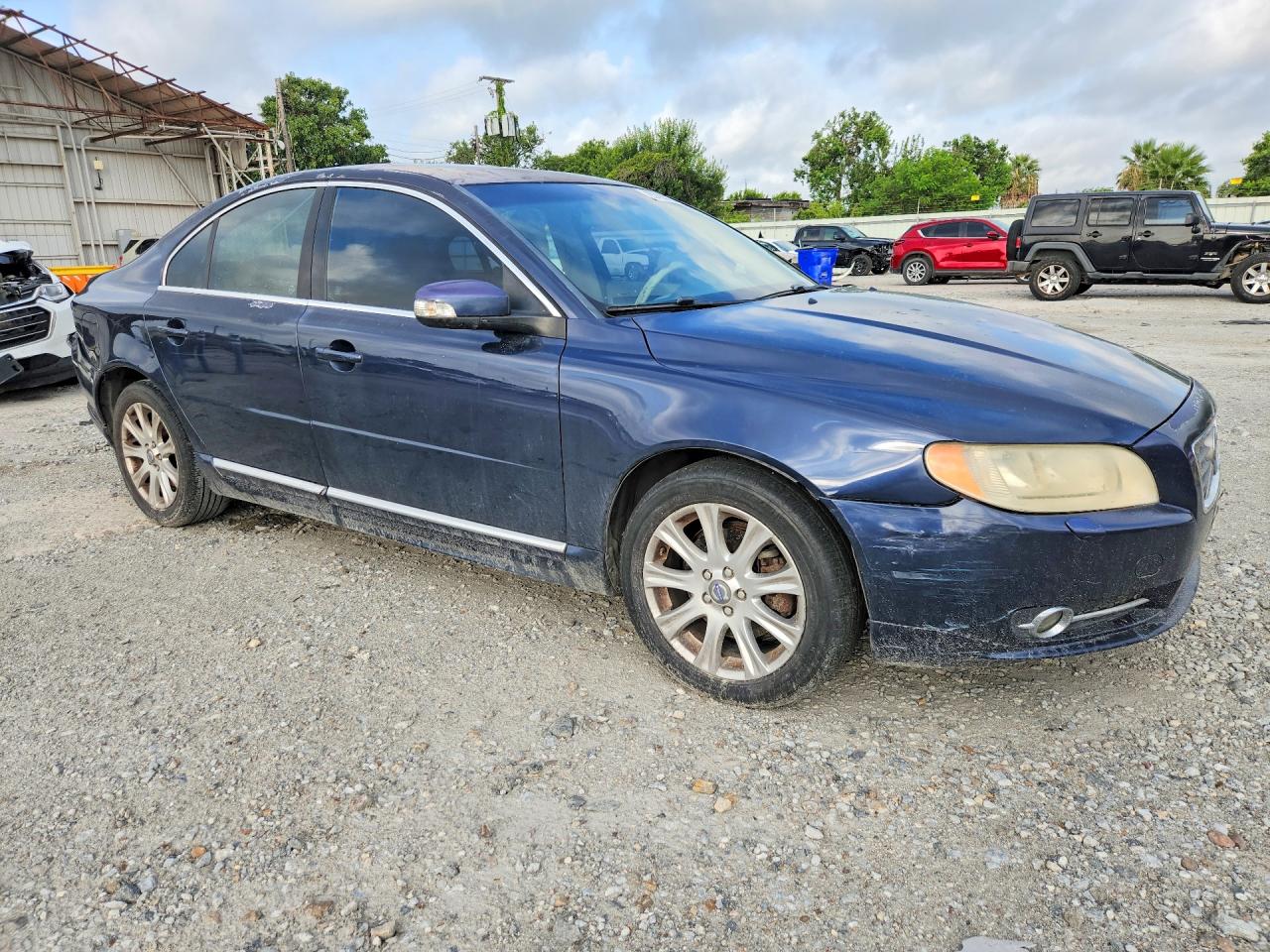 2011 VOLVO S80