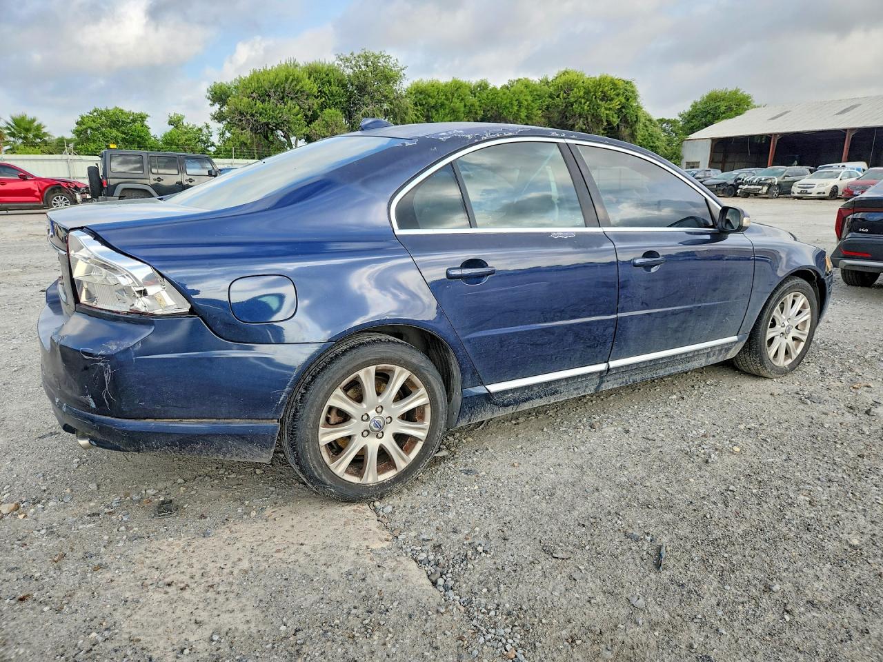 2011 VOLVO S80
