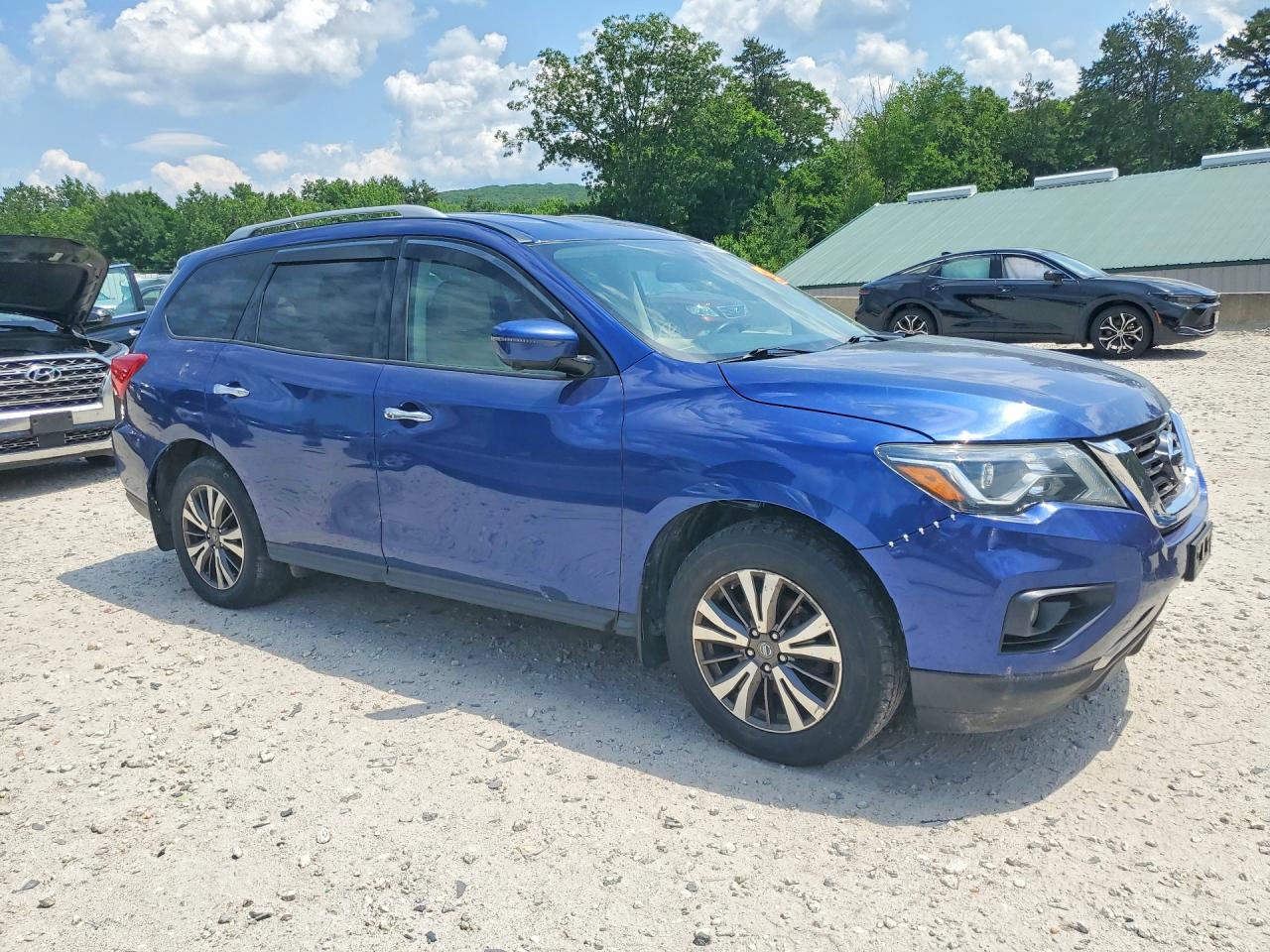 2018 NISSAN PATHFINDER