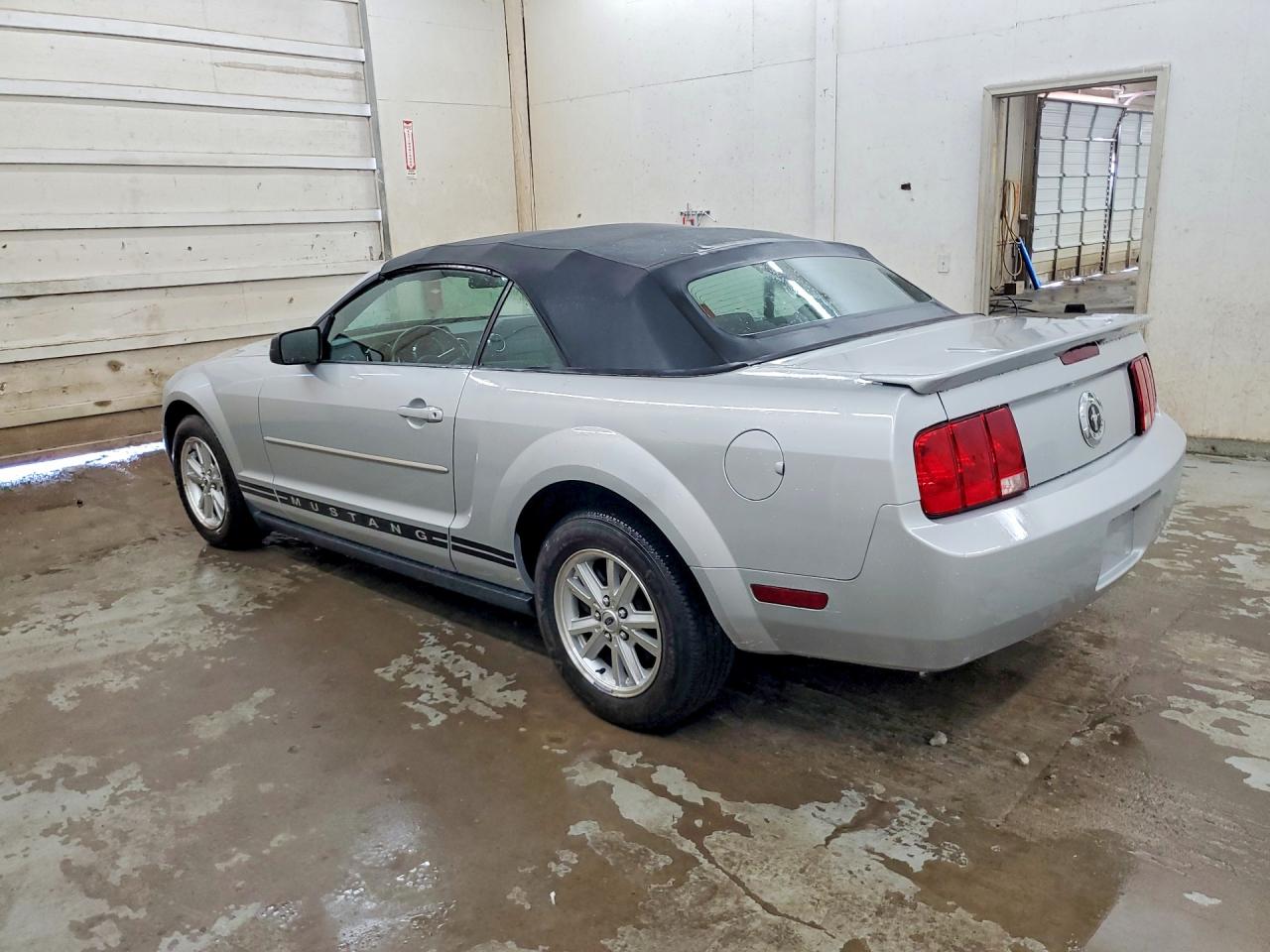 2007 FORD MUSTANG