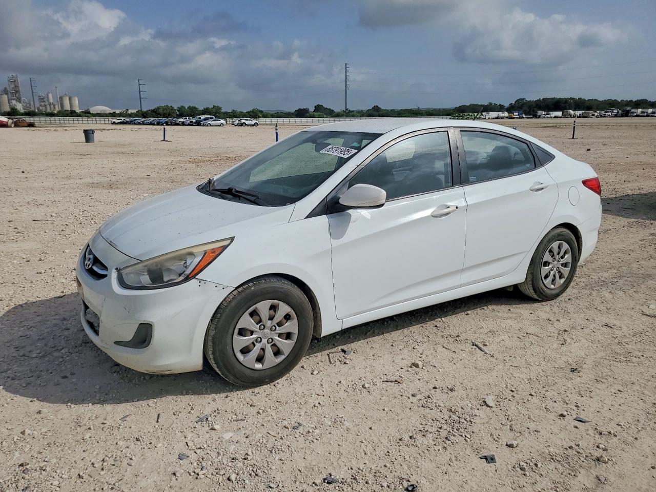 2015 HYUNDAI ACCENT