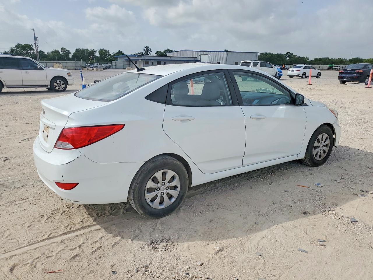 2015 HYUNDAI ACCENT