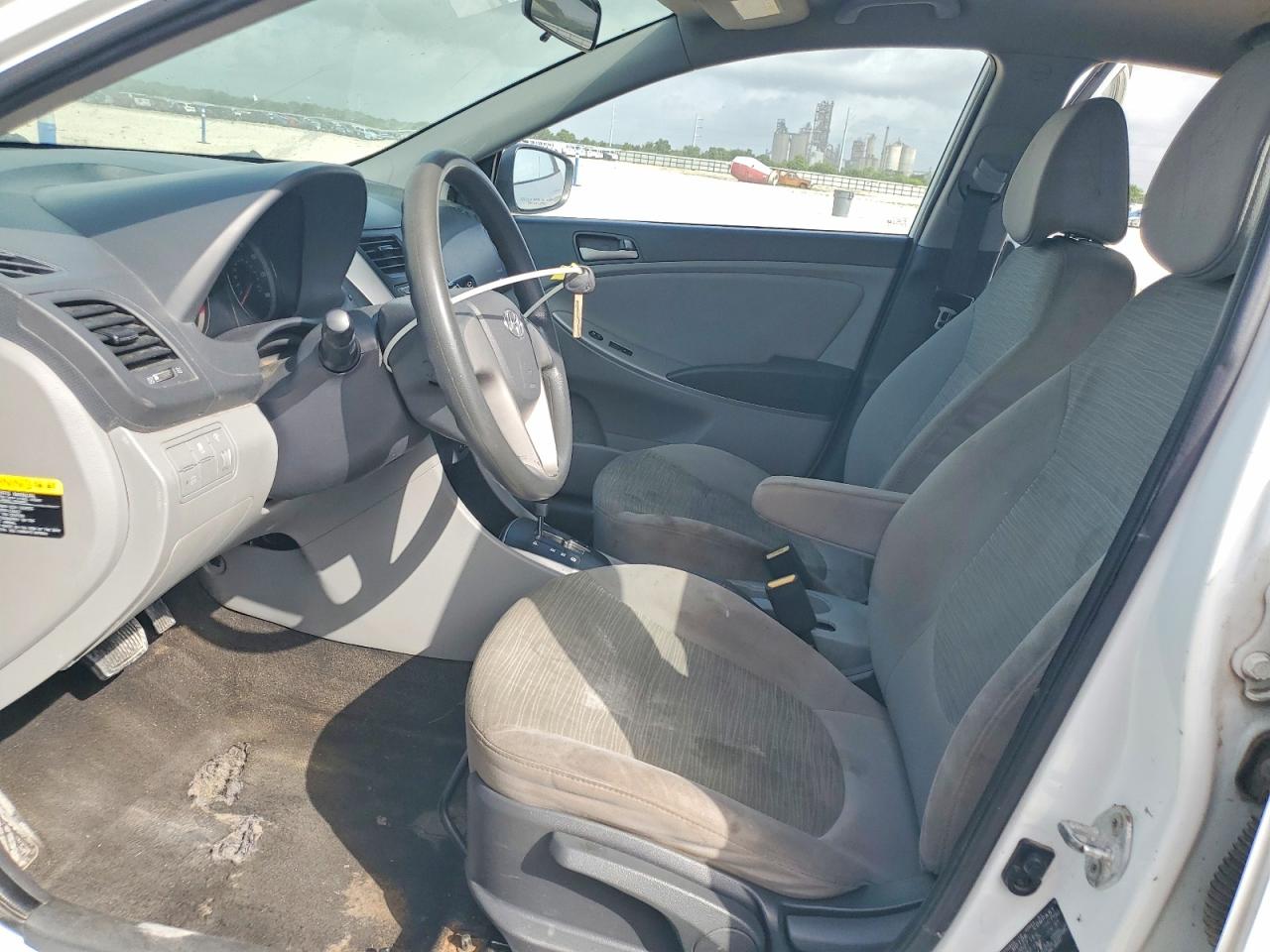 2015 HYUNDAI ACCENT