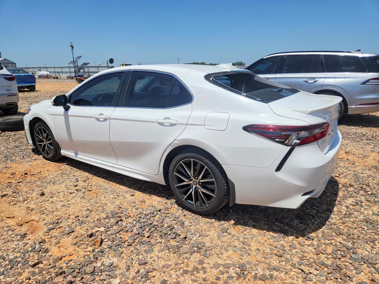 2021 TOYOTA CAMRY