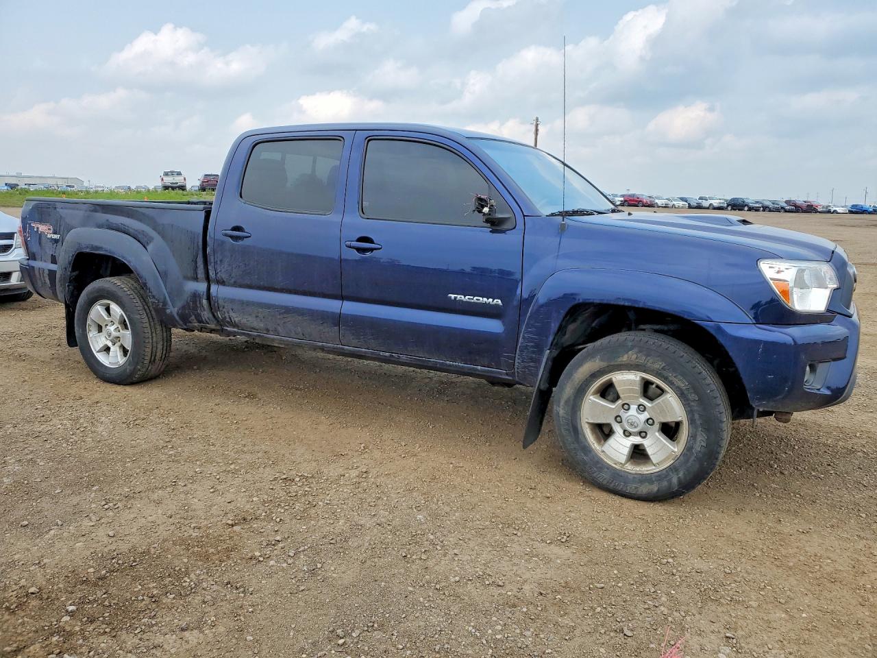 2013 TOYOTA TACOMA