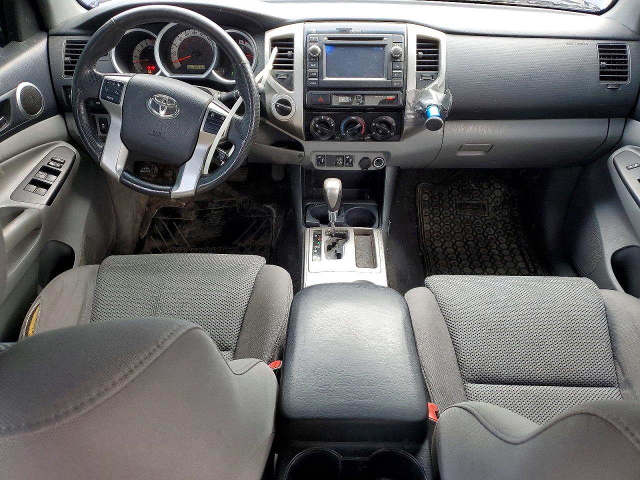 2013 TOYOTA TACOMA