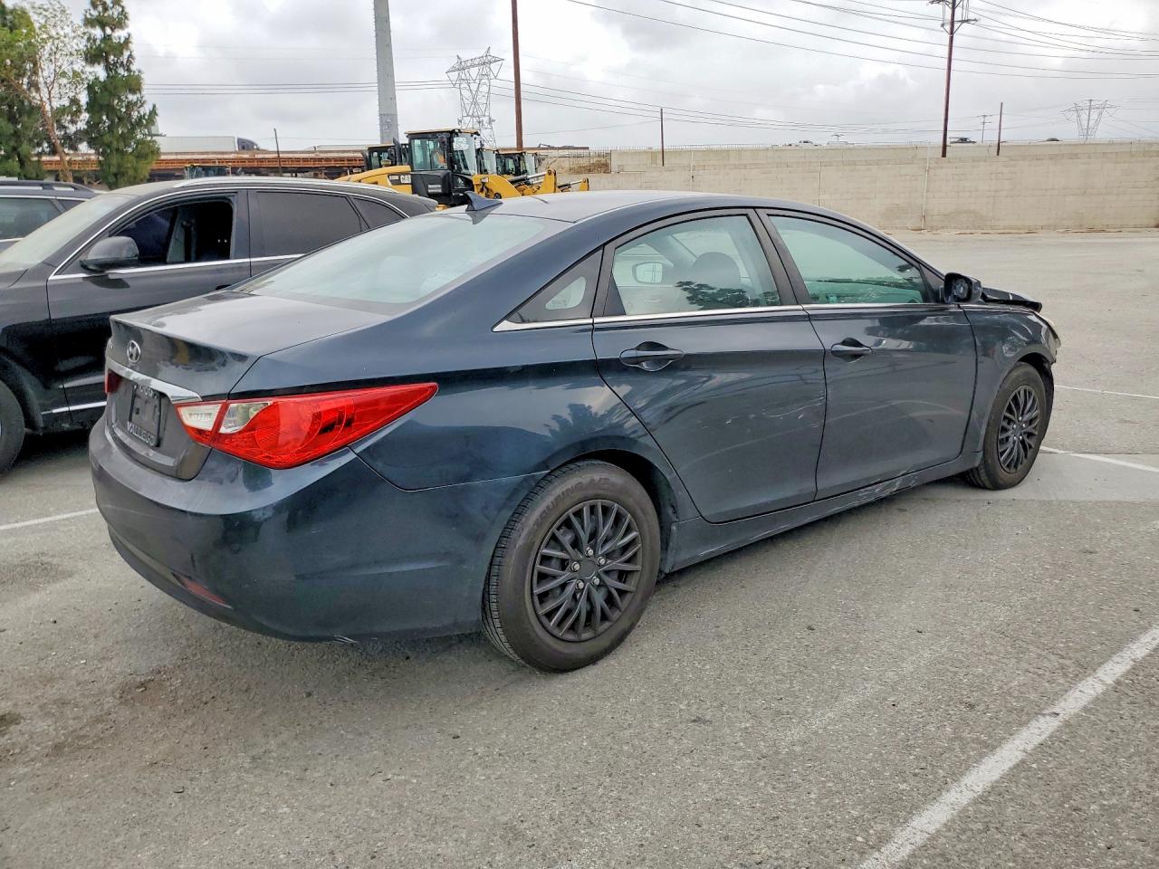 2011 HYUNDAI SONATA