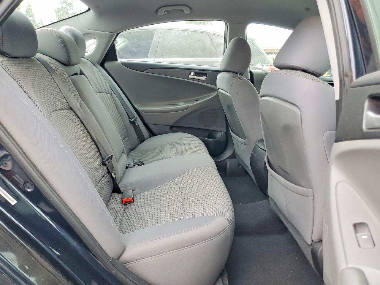 2011 HYUNDAI SONATA