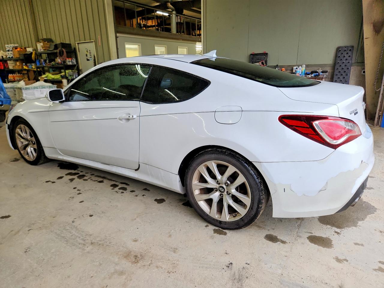 2014 HYUNDAI GENESIS