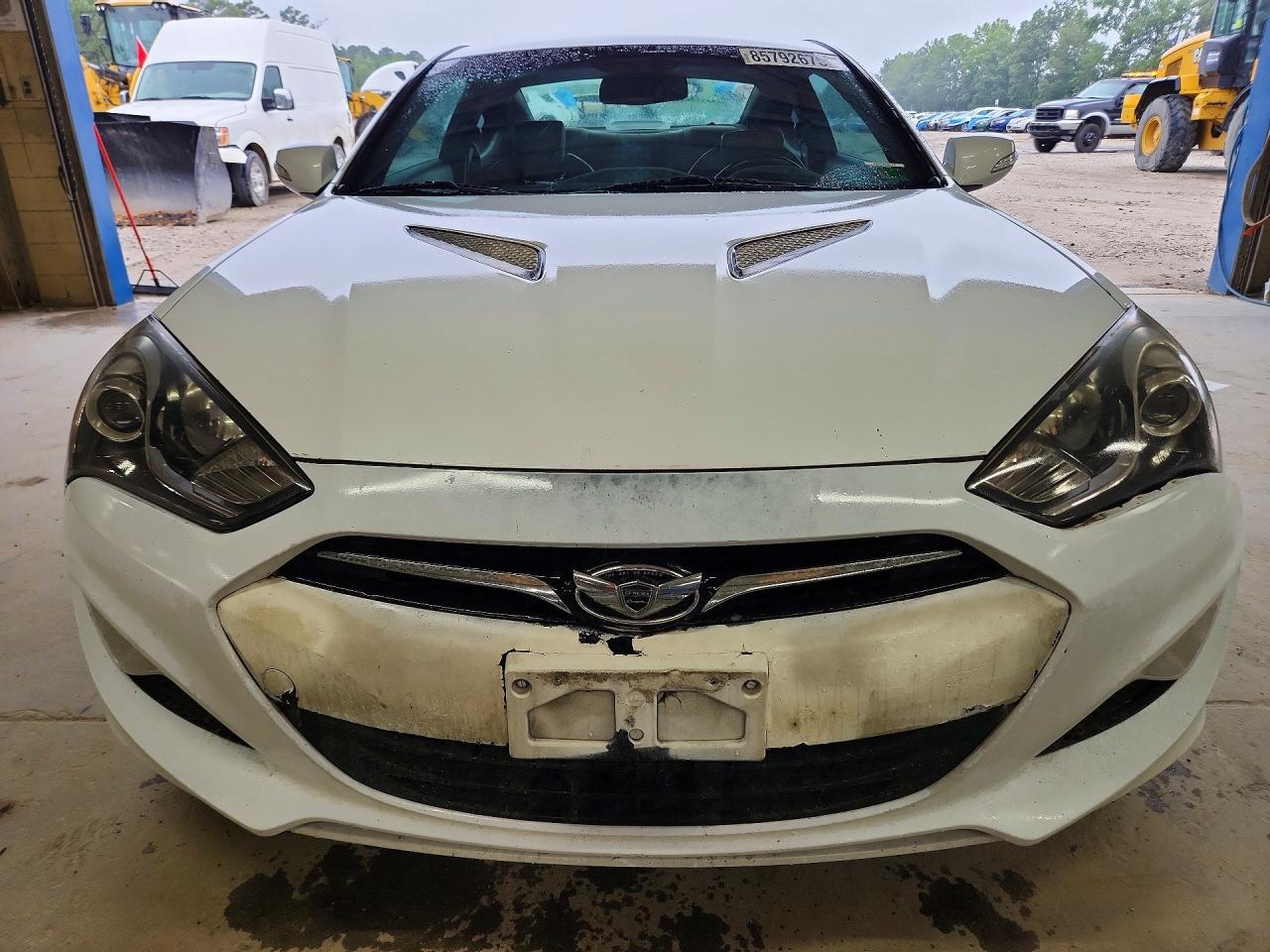 2014 HYUNDAI GENESIS