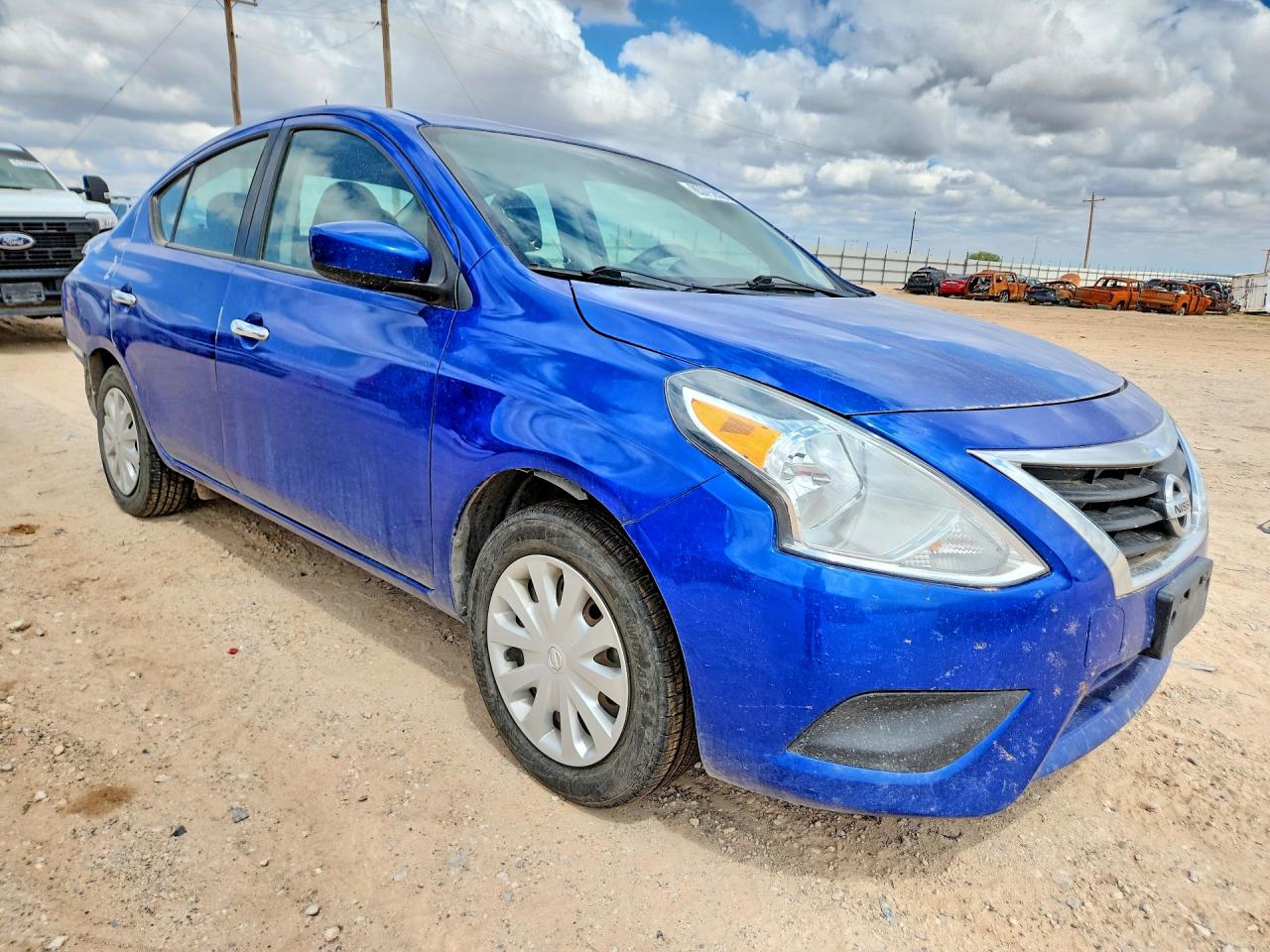 2017 NISSAN VERSA