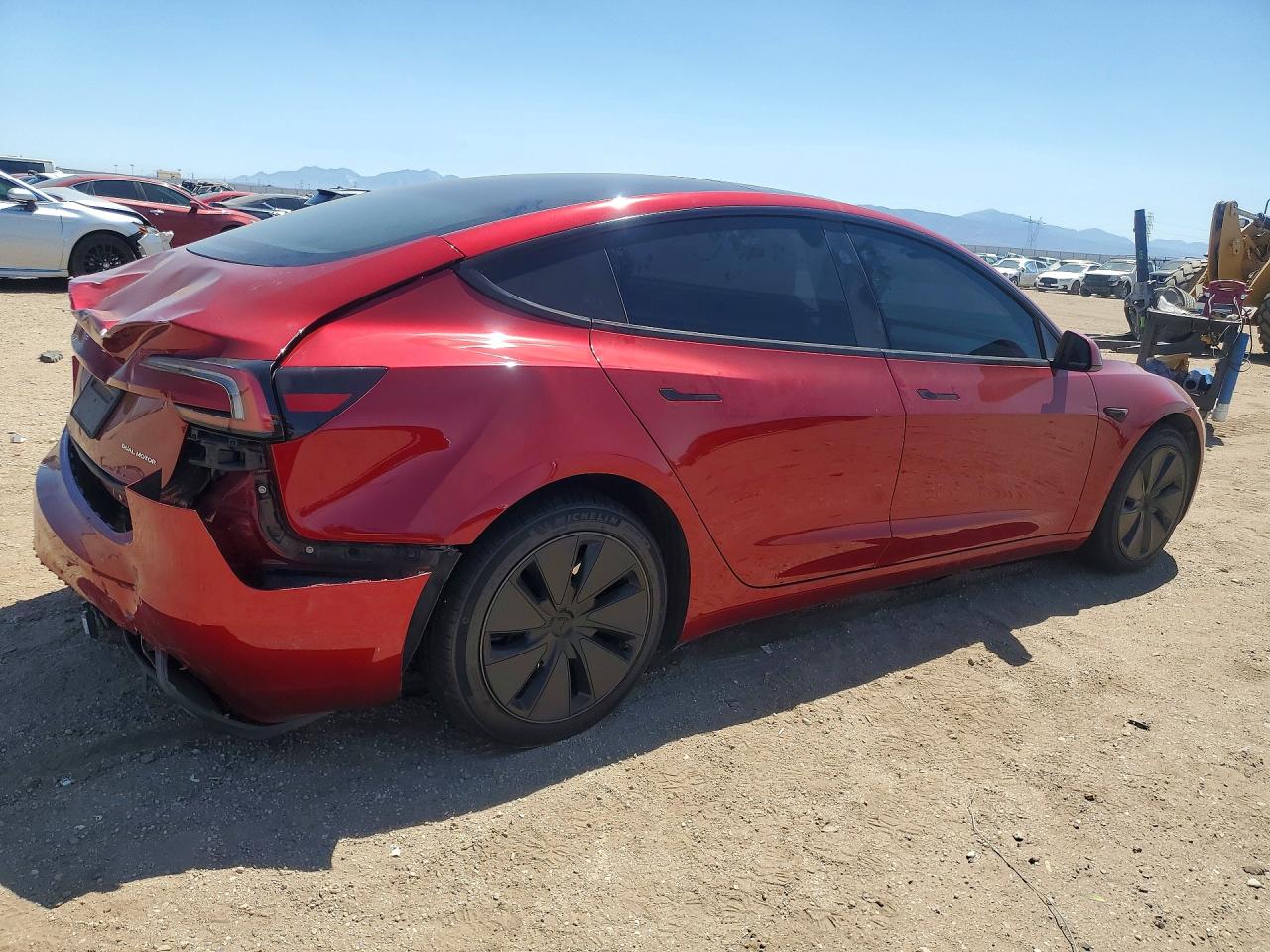 2024 TESLA MODEL 3