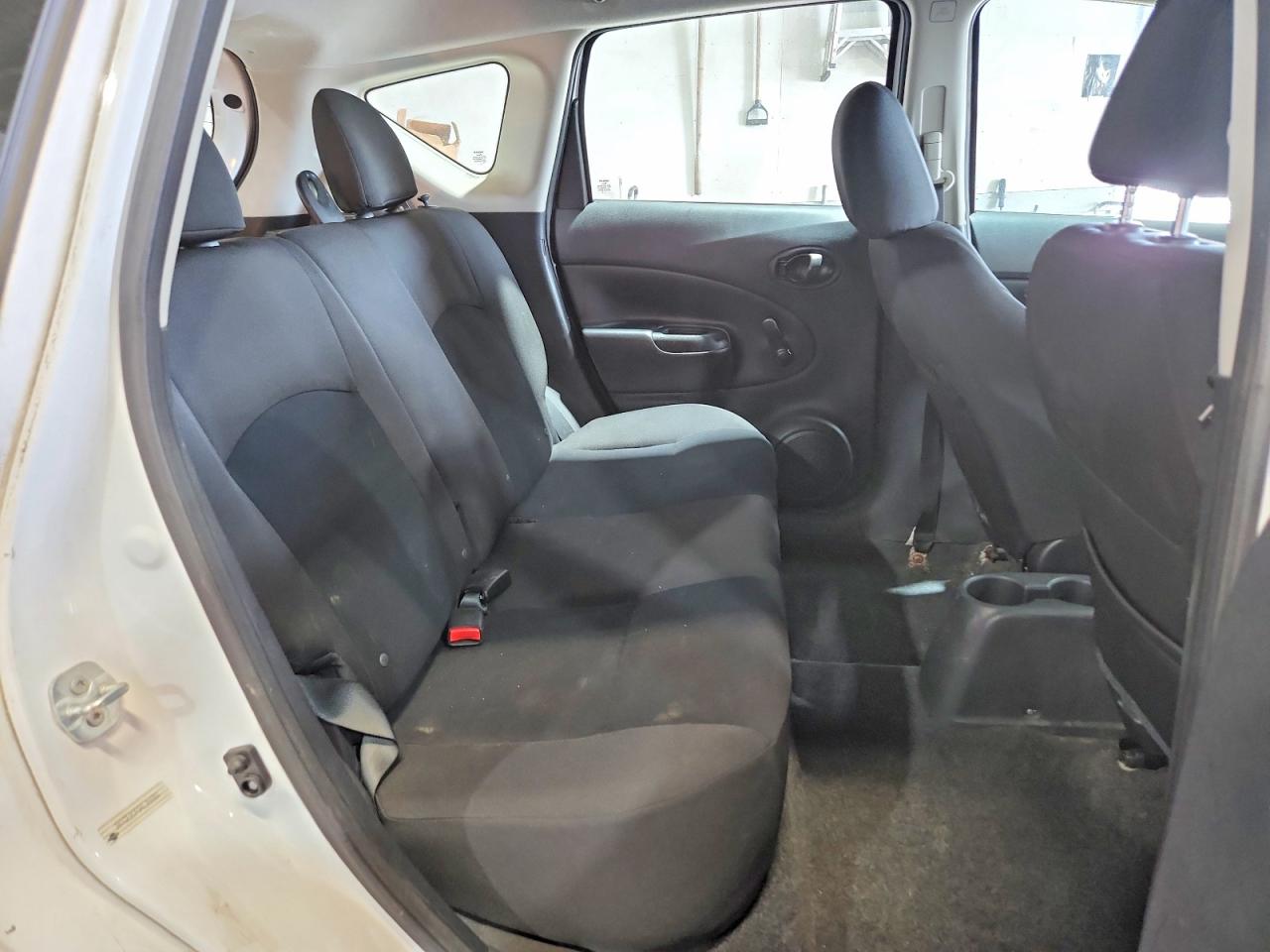2017 NISSAN VERSA